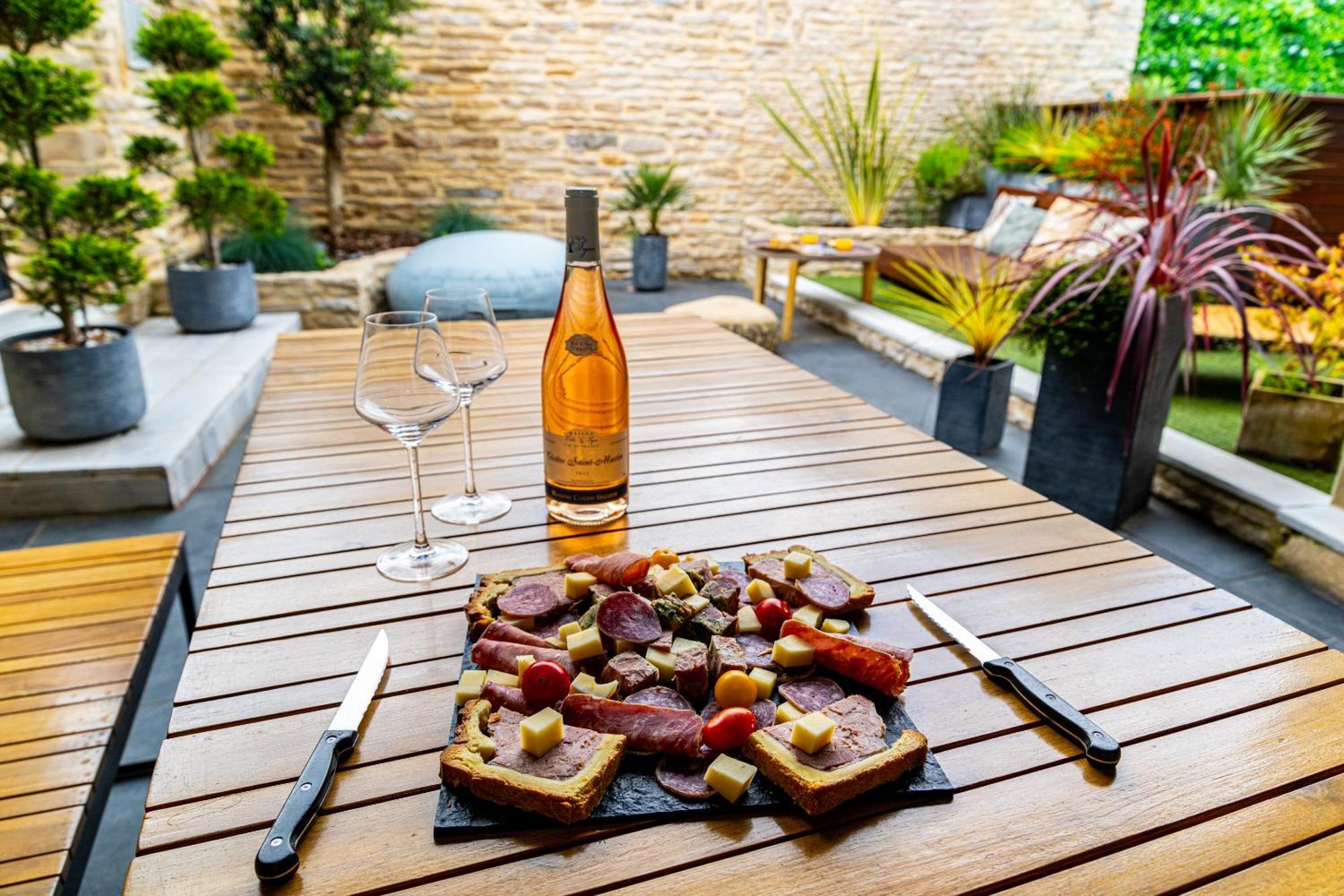 La Maison D'Ernest - Climatisee - Circuit Dijon Prenois エクステリア 写真